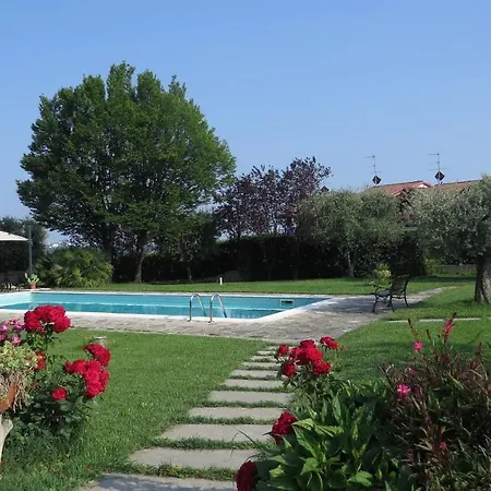 Il Gelso Di Barcuzzi * Lonato