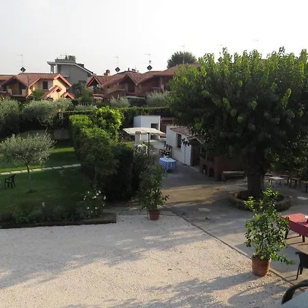 Il Gelso Di Barcuzzi Bed and Breakfast Lonato