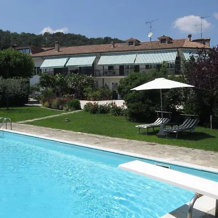 Il Gelso Di Barcuzzi Frühstückspension *